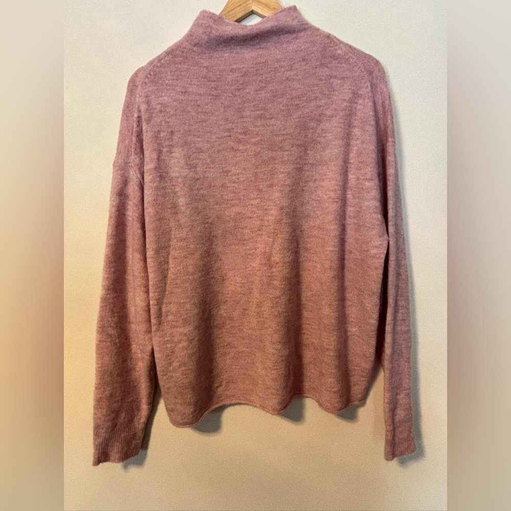 Leith- Cozy mock neck sweater